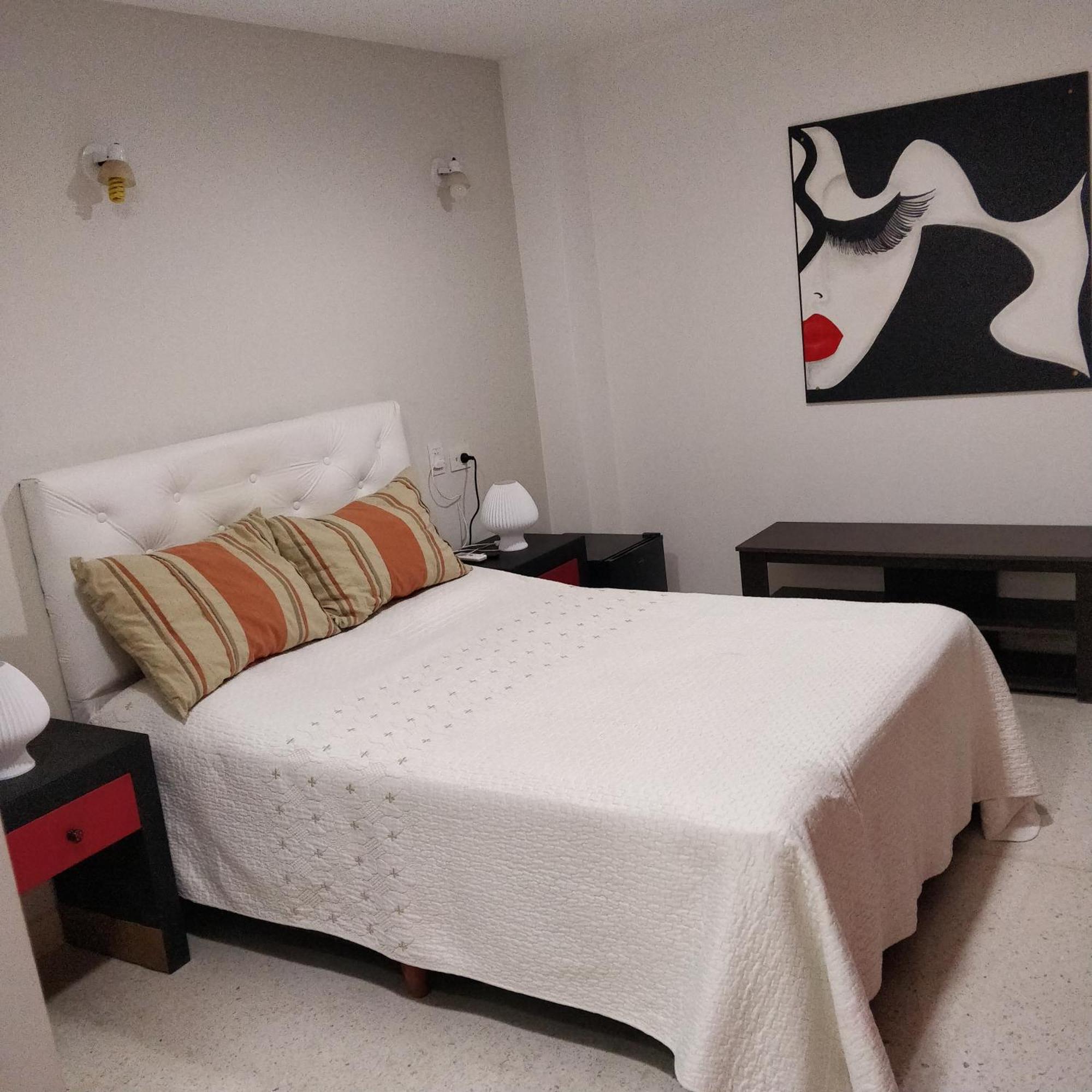 Rosa Ramona Rooms 圣萨尔瓦多德朱 外观 照片